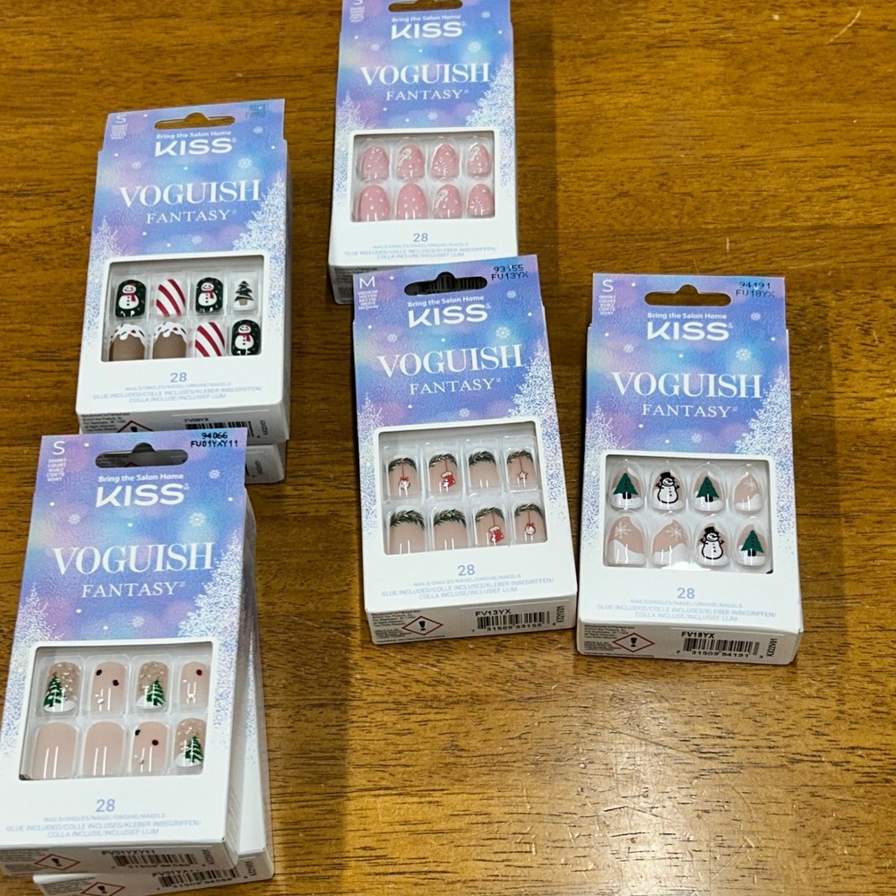 KISS Voguish Fantasy Christmas Press On Nails Lot‎ 7 Packs Holiday Snowman Tree - Picture 2 of 3